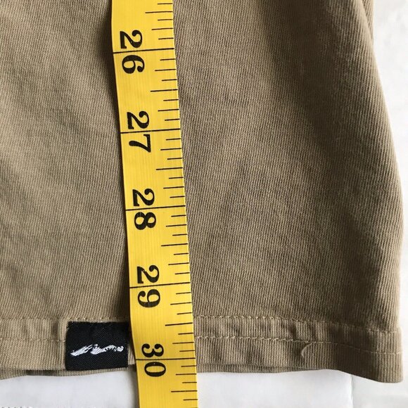 Skypark Camp RV Santas Village Shirt Men’s Size XL - Picture 6 of 6